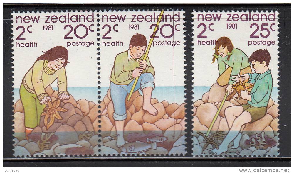 New Zealand MNH Scott #B109-B111 Set Of 3 Boy And Girl At Rockpool, Fishing - Ungebraucht