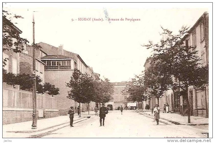 SIGEAN AVENUE DE PERPIGNAN BEAU PLAN ANIME !! REF 32569 - Sigean