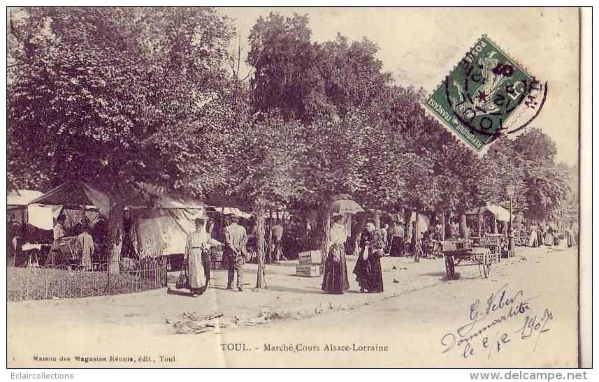 Toul  54   Le Marché Cours Alsace-Lorraine  (pli) - Toul