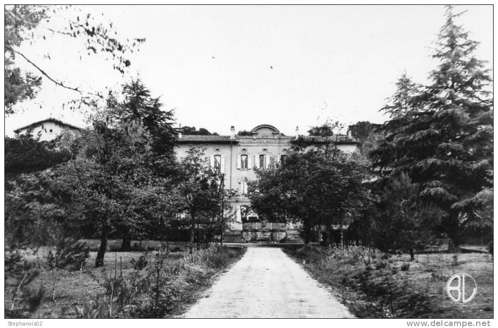 13.Bouches Du Rhone.Environs De Lambesc,Caire-val.Institut Bouquet.Maison Retraite Des Institutrices - Lambesc