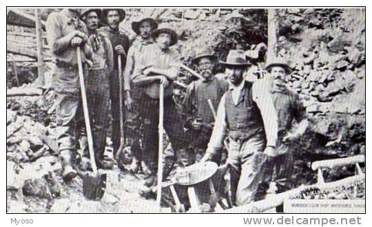 YUKON , Reproduction, Murdoch´s Gem Shop, Group Of Miners Working N°6 Below Hunsker, Mineurs - Yukon