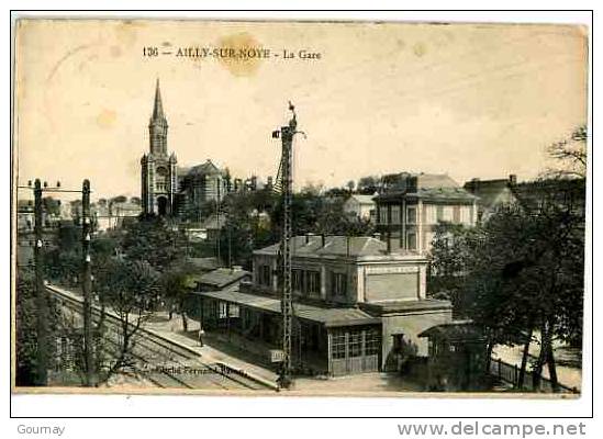 Ailly Sur Noye - La Gare - N°136 - Ailly Sur Noye