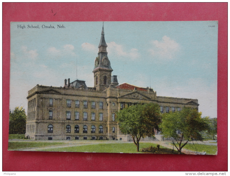 - Nebraska > Omaha  -- High School  Ca 1910  Not Mailed    --- Ref 953 - Omaha