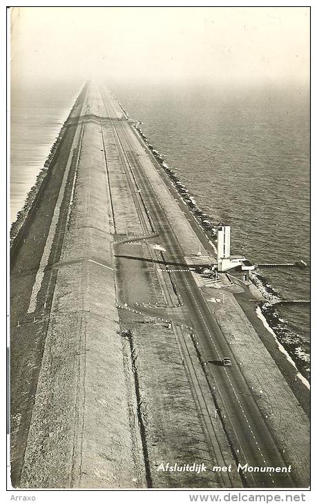 OLA007 - Afsluitdijk Met Monument - Den Oever (& Afsluitdijk)