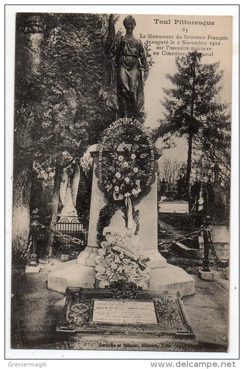 Cpa 54 - Toul - Le Monument Du Souvenir Français Inauguré Le 2 Novembre 1912 Sur L'ossuaire Militaire Au Cimetière ... - Cimiteri Militari