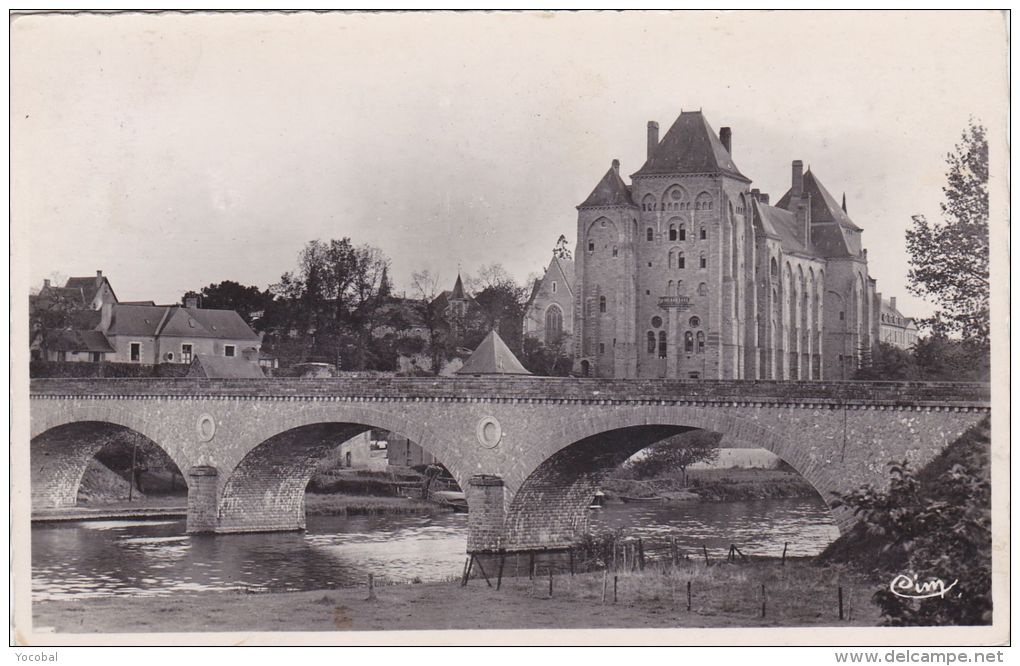 Cp , 72 , SOLESMES , L'Abbaye Et Le Pont - Solesmes