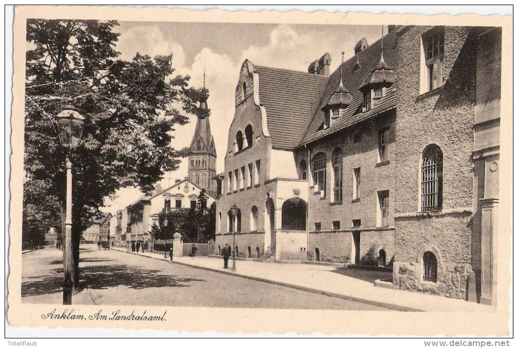 Anklam Am Landratsamt Belebt 9.3.1942 Gelaufen - Anklam