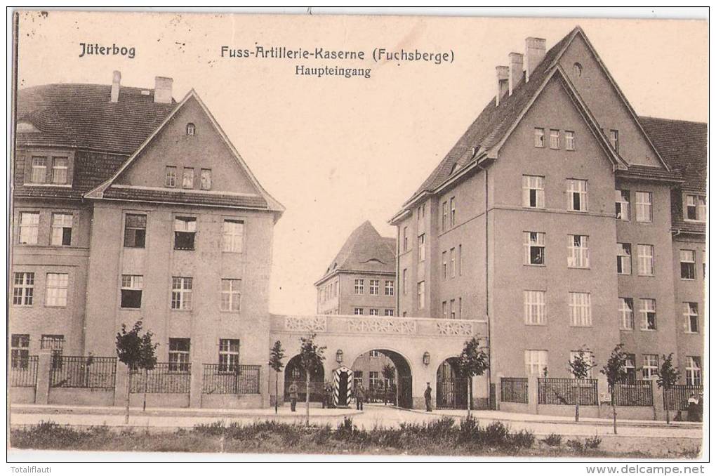 Jüterbog Fuss Artillerie Kaserne Fuchsberge Haupteingang Wache 4.11.1918 Gelaufen - Jueterbog