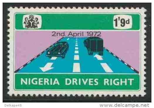 Nigeria 1972 Mi 264 ** Highway – Change To Driving On The Right – 2nd April 1972 /  Lastkraftwagen, Personenwagen - Andere (Aarde)