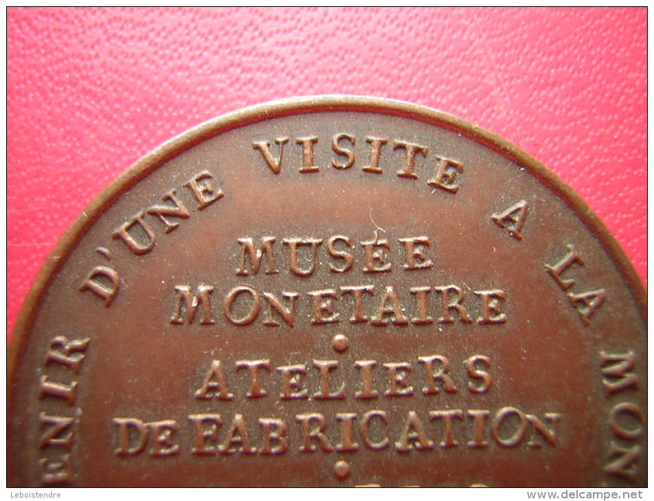 ANCIENNE MEDAILLE BRONZE 20 GRAMMES 1830 FONDEURS D´OR ET D´ARGENT SOUVENIR D´UNE VISITE A LA MONAIE PARIS - Professionals/Firms