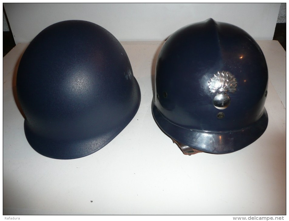 Casque Belge Mle 1962 De Gendarmerie Ou Maintien De L'ordre  Neuf De Stock !!!! - Casques & Coiffures