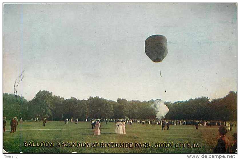 Mai13 696 : Sioux City  -  Balloon Ascension At Riverside Park - Sioux City