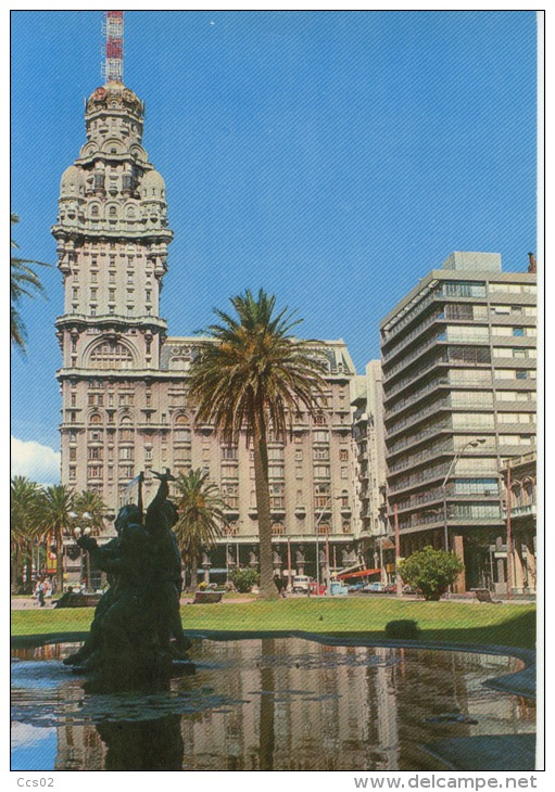 Montevideo Uruguay Plaza Independencia - Uruguay