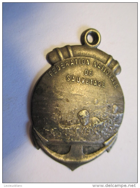 Médaille (sans Ruban)/ Fédération Nationale De Sauvetagemétal Argenté /fin 19éme     D365 - Autres & Non Classés