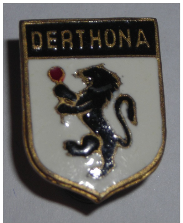 DERTHONA - DISTINTIVO - BADGE - PINS &ndash; EMBLEM - PIN - CALCIO - FOOTBALL - SOCCER - ITALIA - Fussball