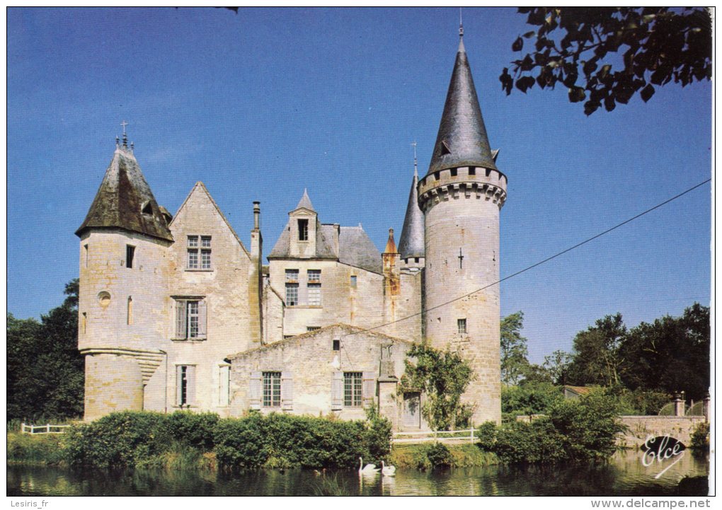 CP - PHOTO - LES BEAUX CHATEAUX DU MEDOC - 821 - ARSAC - LE CHATEAU D'AGASSAC - GRAND CRU CLASSE - PH. CAPBERN GASQUETON - Autres & Non Classés