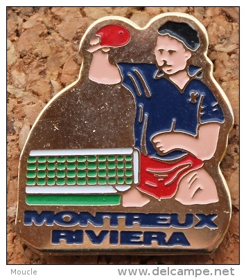 MONTREUX RIVIERA CLUB - TENNIS DE TABLE - CANTON DE VAUD - SUISSE - JOUEUR - RAQUETTE -      (VERT) - Tenis De Mesa