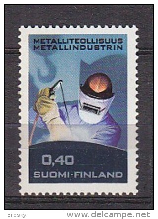 L5956 - FINLANDE FINLAND Yv N°619 ** INDUSTRIE - Neufs