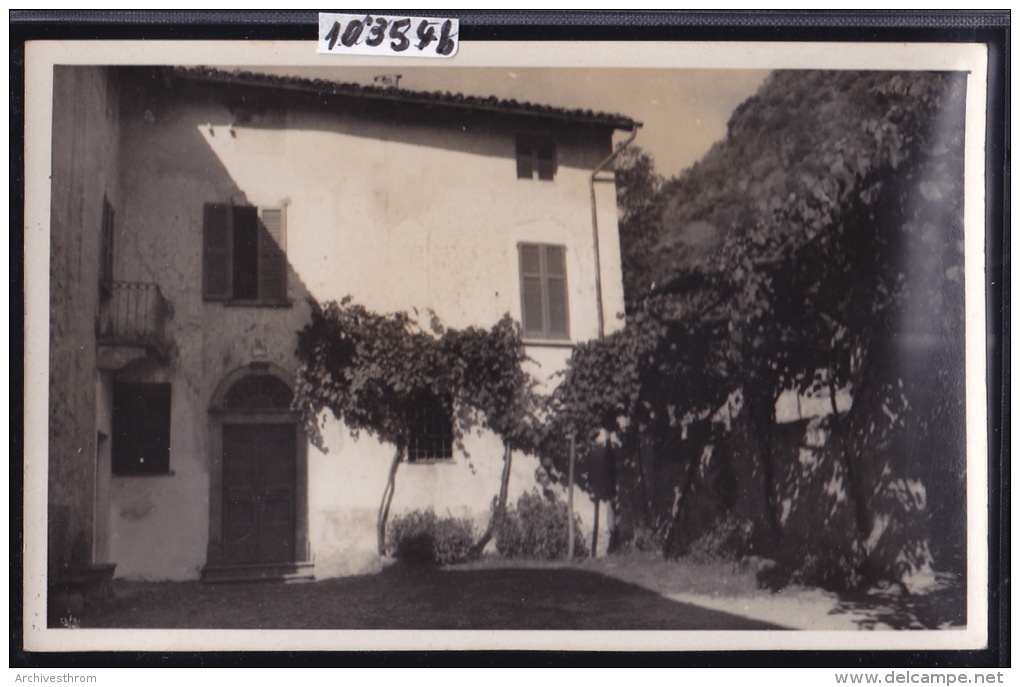 Casa Ticinese Et Cortile: Losone ( (10´354 / B) - Losone