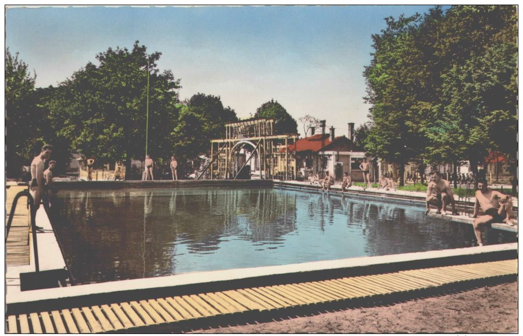 PISCINE /  / LOT 607 - Sissonne