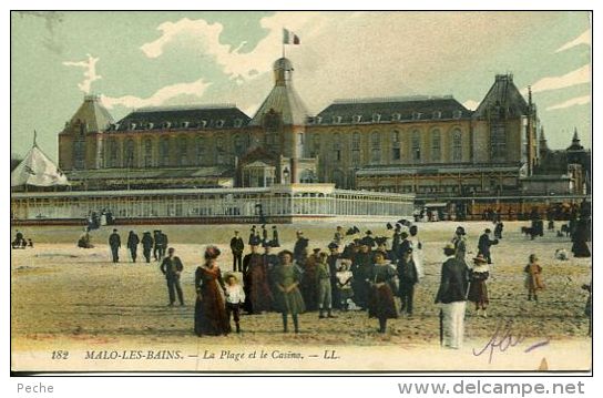 N°30536 -cpa Malo Les Bains -la Plage Et Le Casino- - Casino'