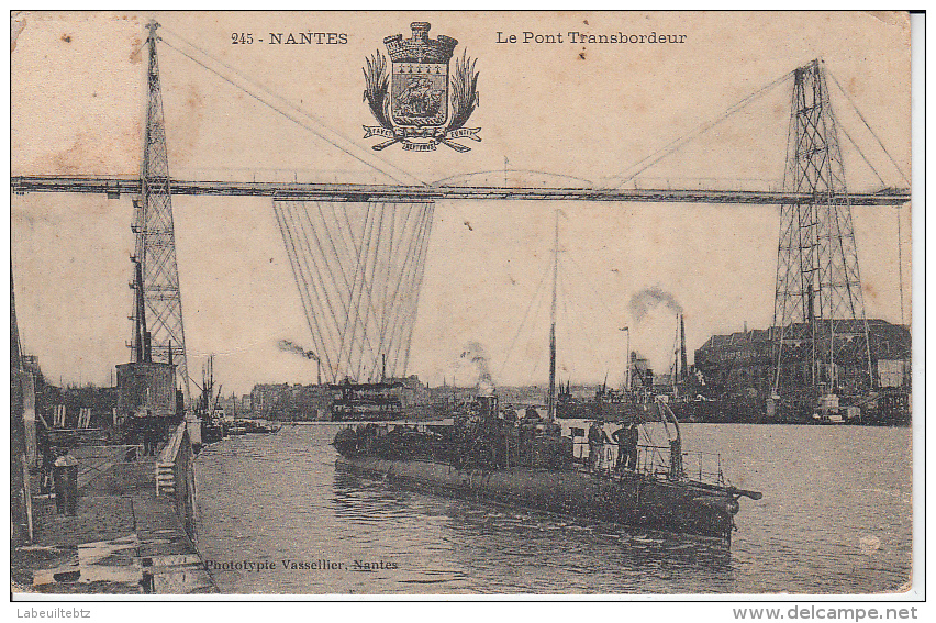 NANTES - Le Pont Transbordeur  ( Marine Bateau Militaire ) - Nantes