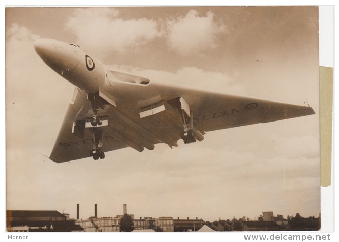 VERITABLE TIRAGE PHOTOGRAPHIE AVION BOMBARDIER  ATOMIQUE VULCAN   1956 - Fliegerei