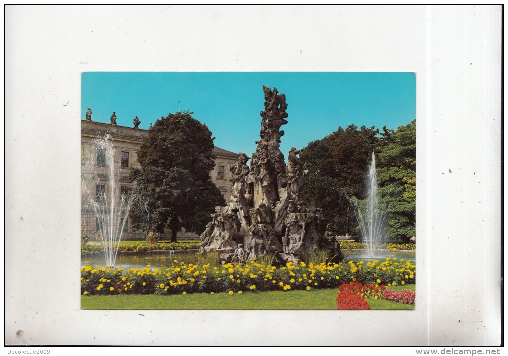 ZS35089 Erlangen Brunnen Im Schlosspark   2 Scans - Erlangen