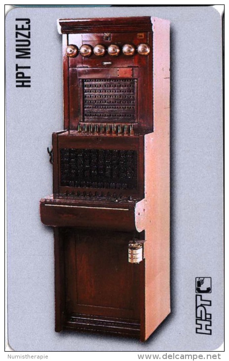 Croatie : Série Anciens Téléphones Publiques - Telefoni