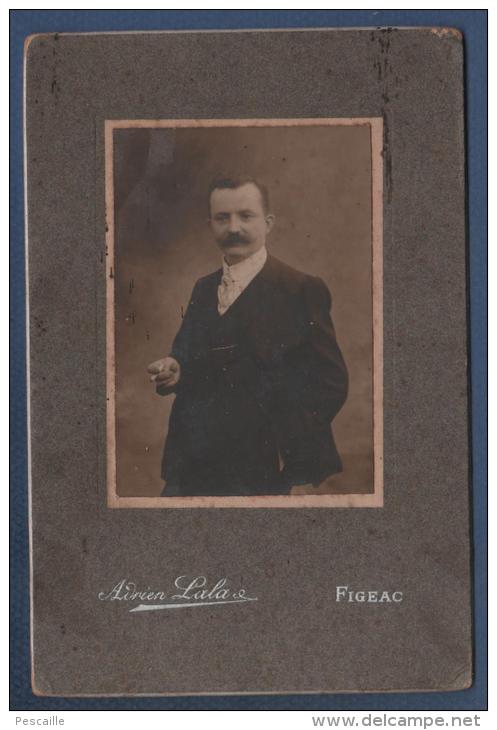 PHOTOGRAPHIE ORIGINALE ANCIENNE D´UN HOMME -  ADRIEN LALA FIGEAC - Persone Anonimi