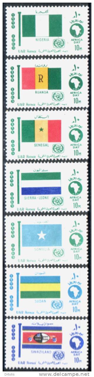 AFRICAN TOURIST DAY / TOURIST YEAR / CAT. VALUE £44 / FLAGS / EGYPT 1969 / MNH / VF/ 7 SCANS .