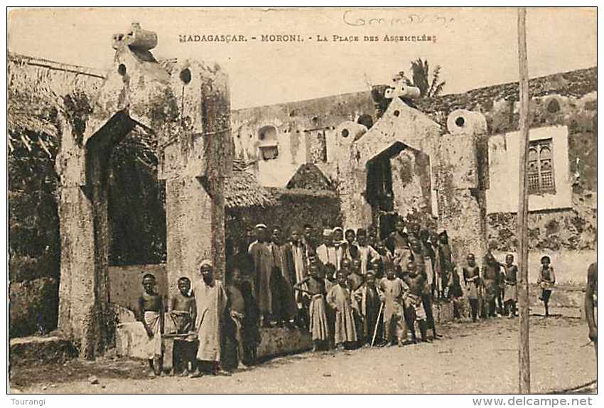 Mai13 1219 : Comores  -  Moroni  -  Place Des Assemblées - Comorre