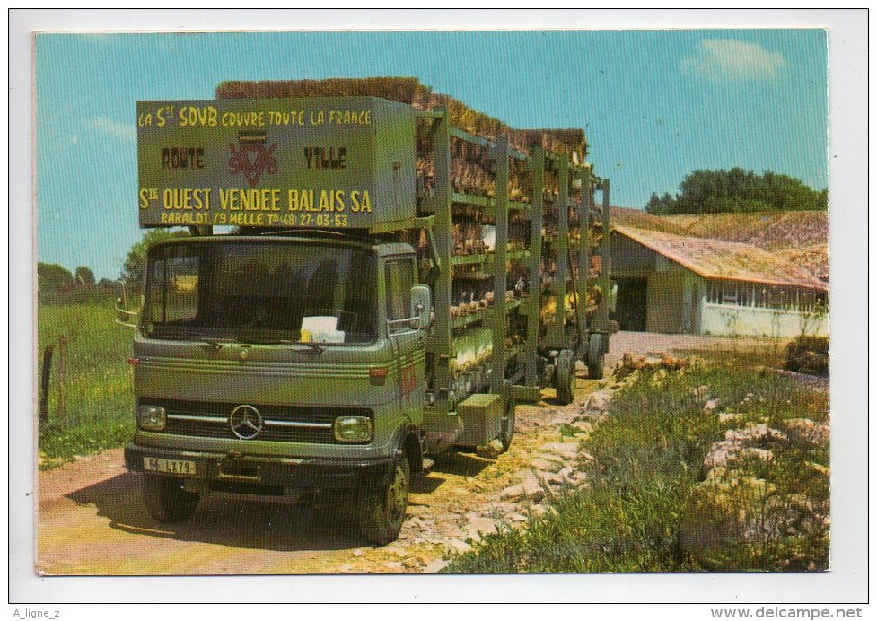 Ref 120  : CPSM Double Camion MERCEDES Beau Plan Société Ouest Vendée Balais SOVB Fabrication De Balais RABALOT MELLE 79 - Camions & Poids Lourds