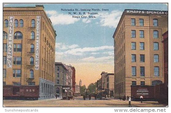 Iowa Sioux City Nebraska Street Looking North - Sioux City