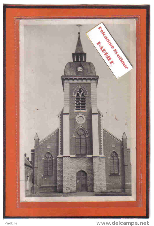 Carte Postale 59. Sin Le Noble  L'église St-Martin Trés Beau Plan - Sin Le Noble