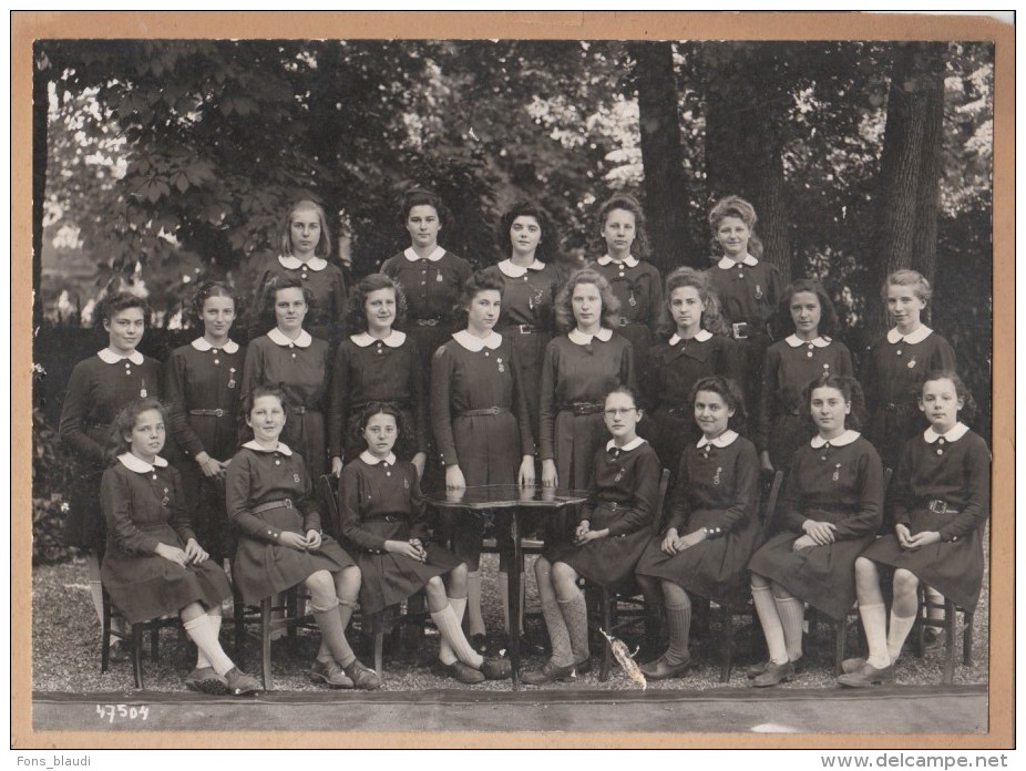 Cours Dupanloups à Boulogne-sur-Seine Années 1942-1943 - Noms Des Figurants Aux Dos. - Persone Identificate