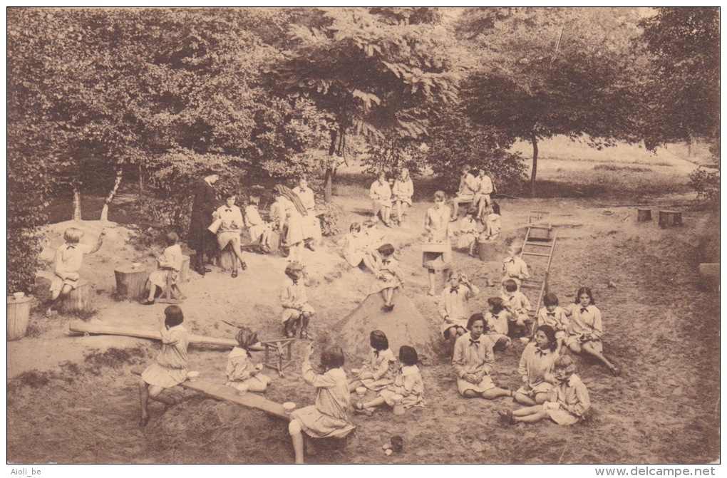 Woluwe St. Pierre - " Villa Sainte Alice De Champs - La Goûter Dans La Sablonnière ." - Woluwe-St-Pierre - St-Pieters-Woluwe