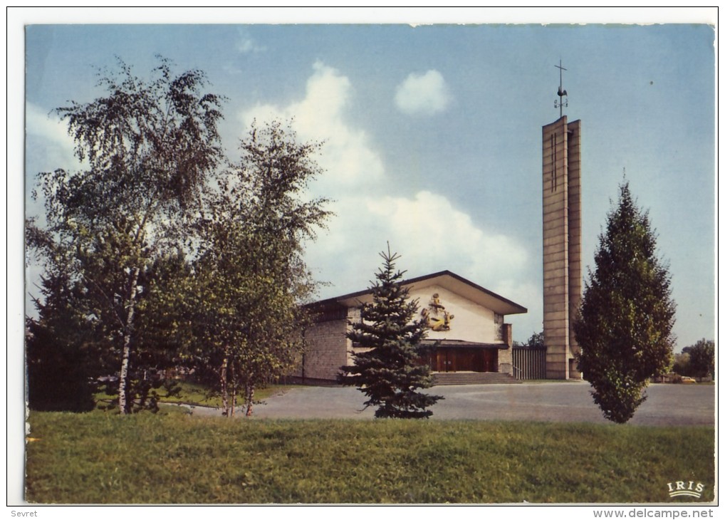 HAGONDANGE. - Cité Wendel-Sidelor. - Eglise Saint-Jacques ( Arch. M. Jean DEMARET, Paris) . CPM - Hagondange