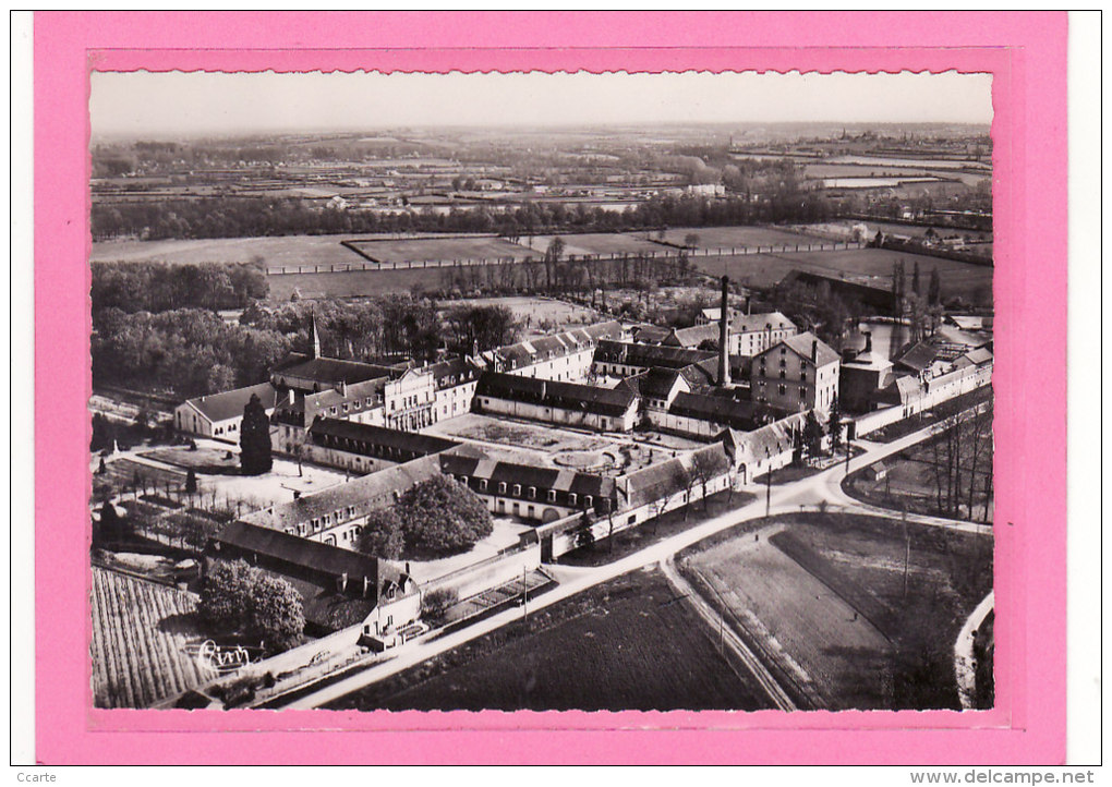 DOMPIERRE-SEPT-FONDS(03) / CPSM Gd Format  / Le Monastère / Vue Aérienne - Autres & Non Classés