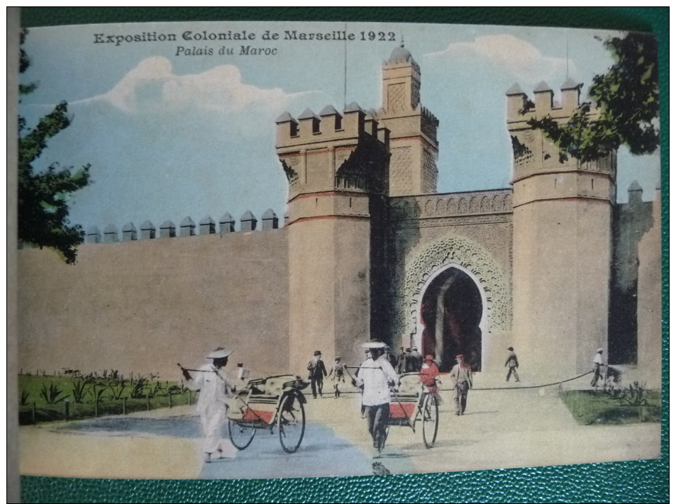 MARSEILLE   -  CARNET  DE  L EXPOSITION  COLONIALE  1922  - OFFERT PAR  BANANIA -    ILLUSTRE  PAR  POULBOT