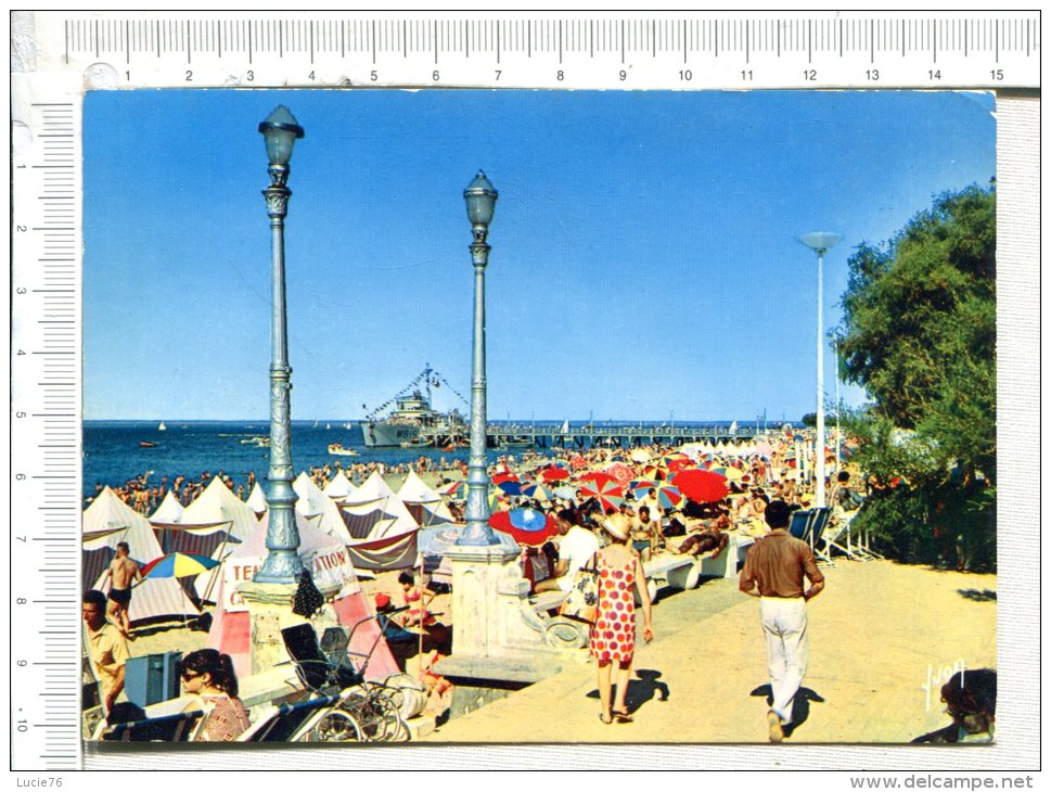 ARCACHON -  La Promenade, La Plage, Au Fond, La Jetée D Eyrac - Arcachon