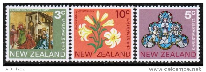 NEW ZEALAND    Scott #  560-2**  VF MINT NH - Unused Stamps
