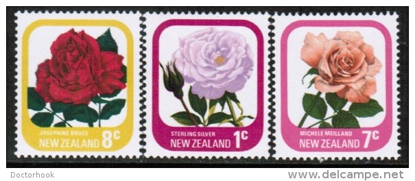 NEW ZEALAND    Scott #  584-92**  VF MINT NH - Nuevos