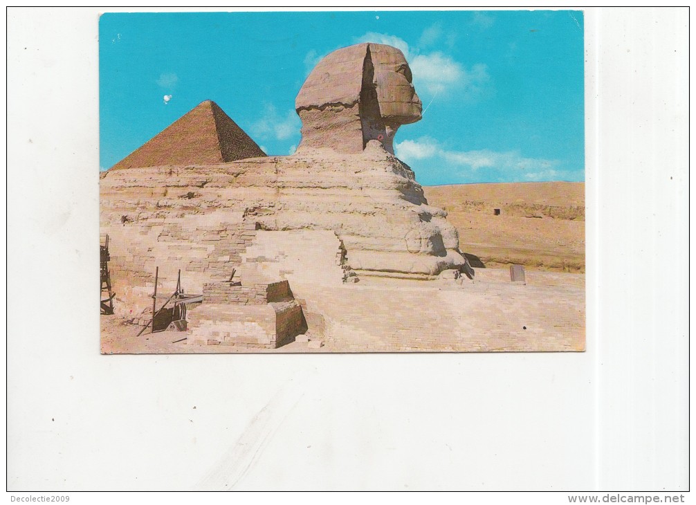 BT13622 Giza The Sphinx And The Pyramid Of Cheopa   2 Scans - Gizeh