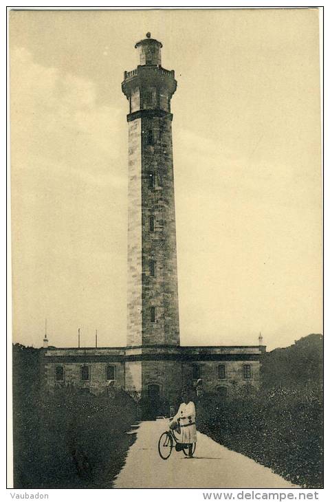 CP, 17, Ile De é, Le Phare Des Baleines, Vierge - Ile De Ré