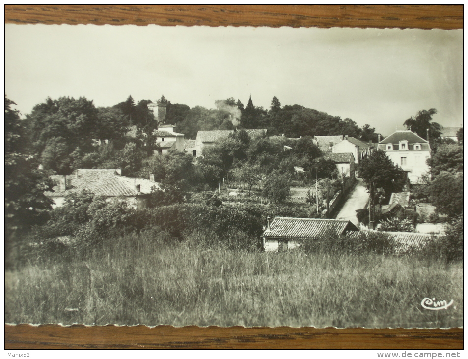 17 - MONTENDRE - Vue Prise Du Calvaire. (CPSM) - Montendre