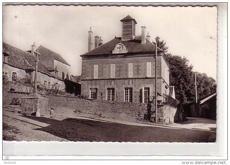 89 MONTREAL ( Yonne ) - La Mairie , La Croix , L'Ecole - CPSM éditions Du Moulin N° 6 - Montreal