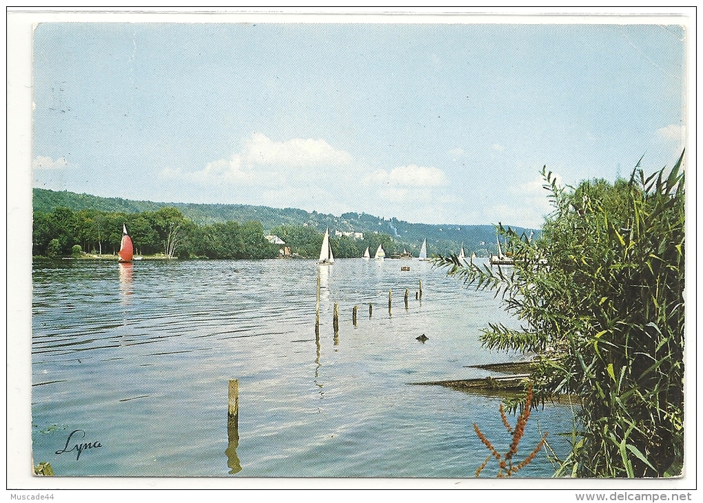 LES MUREAUX - BORDS DE SEINE ET VOILIERS - Les Mureaux