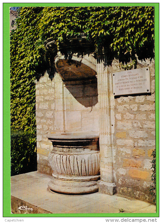 VILLEFRANCHE SUR SAONE / LA FONTAINE / Date Manuscrite Au Dos: 22/05/1977 - Monuments