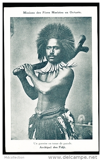 FIDJI DIVERS / Un Guerrier En Tenue De Parade / - Fidji